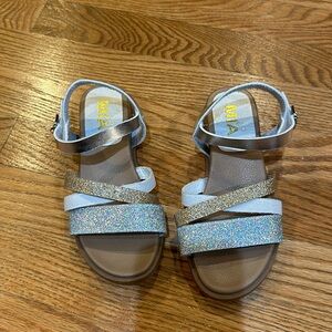 Kids shoes